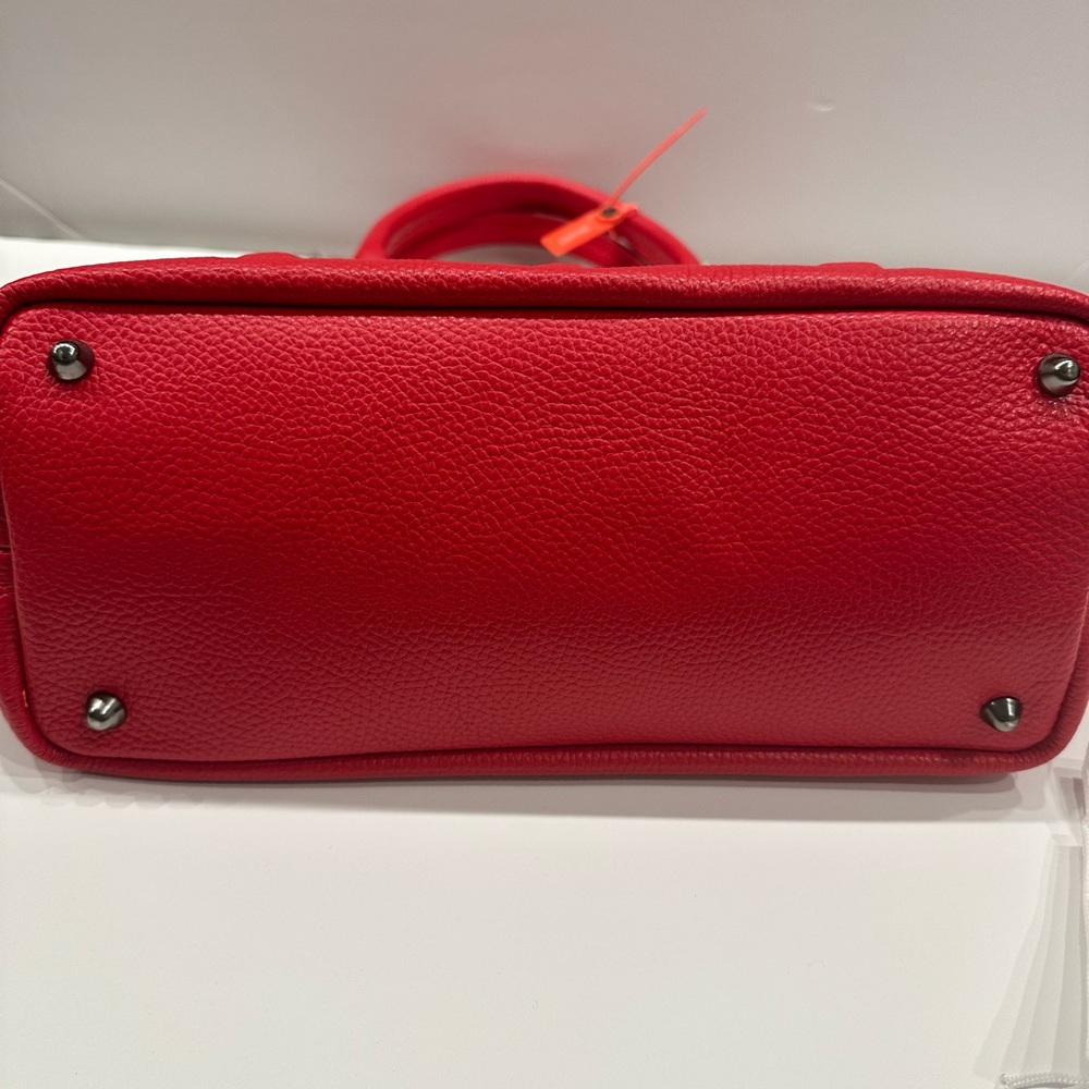 NWT IOpelle Red Embossed Leather Tote - Picture 4 of 7